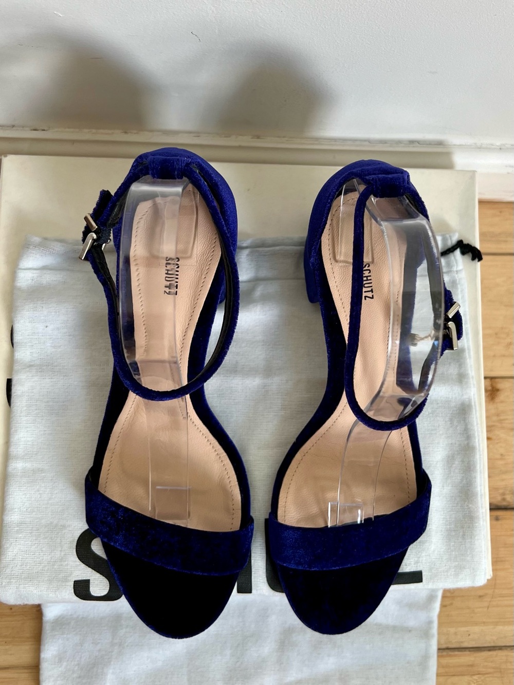 Schutz Blue Velvet Leather Block Heels Ankle Strap Open Toe Sandals Shoes Sz 8.5 - Picture 5 of 9